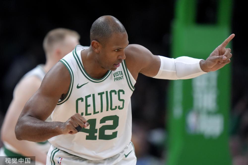 的球员早已 的球员早已