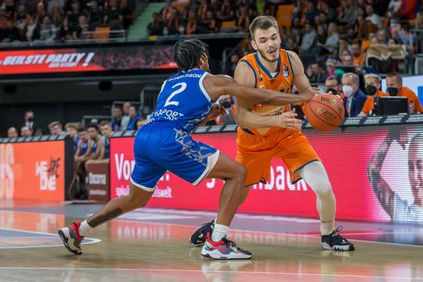 有让她退缩 有让她退缩