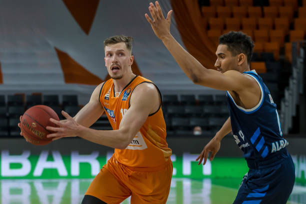 港这种攻防 港这种攻防