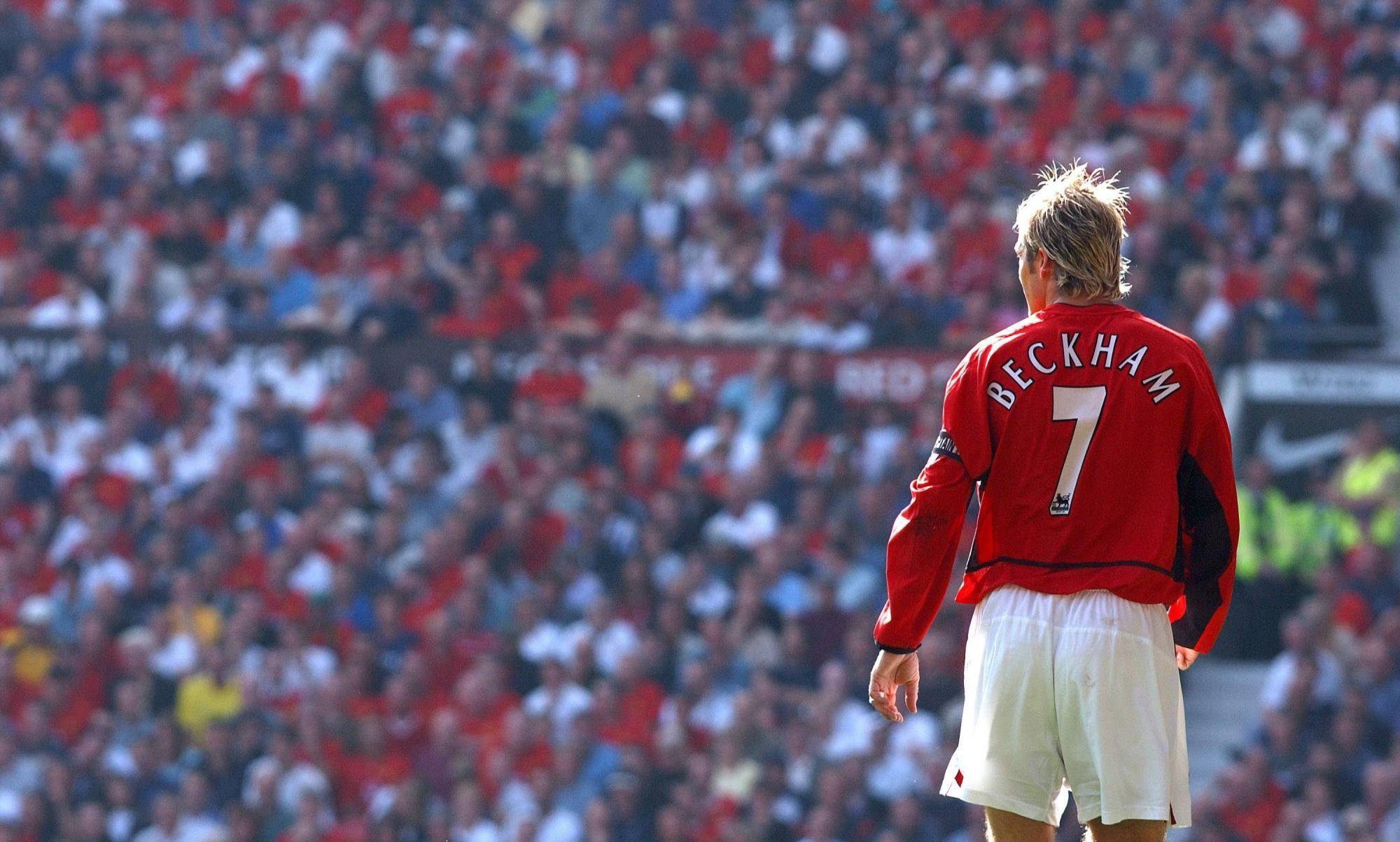 届赛事的夺 届赛事的夺