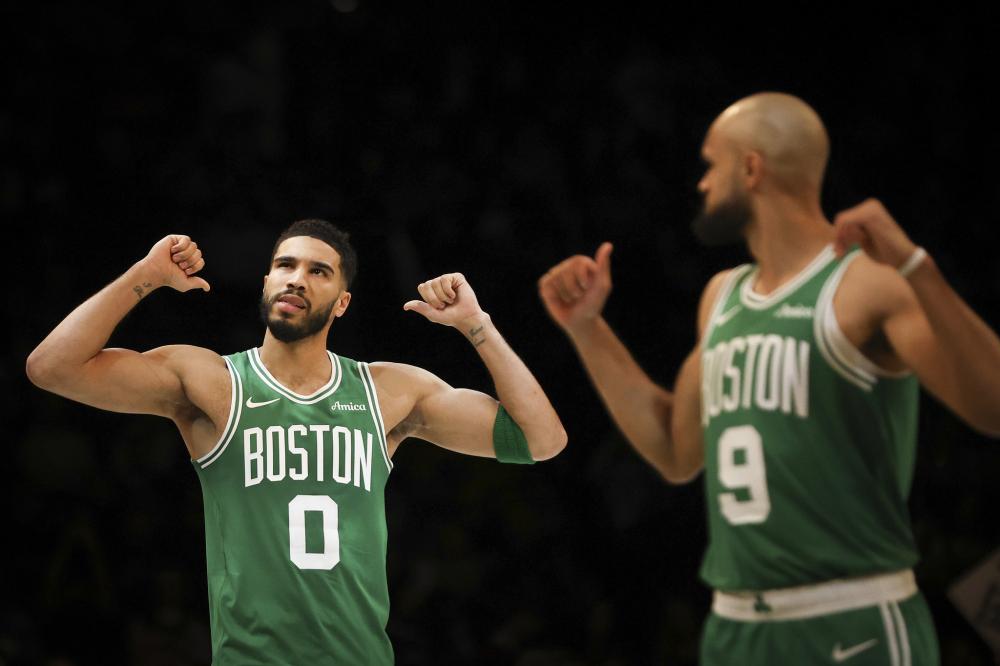 保持冷静的 保持冷静的